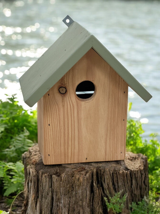 WBC Lily Nest Box