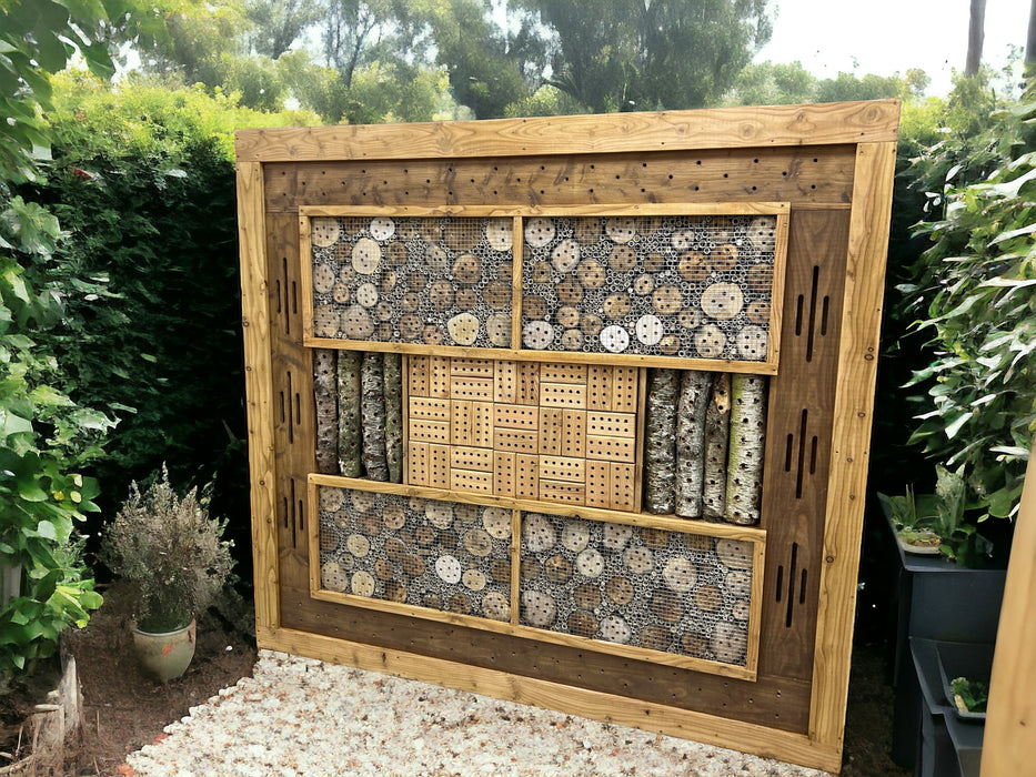 Hercules Giant Bug Hotel